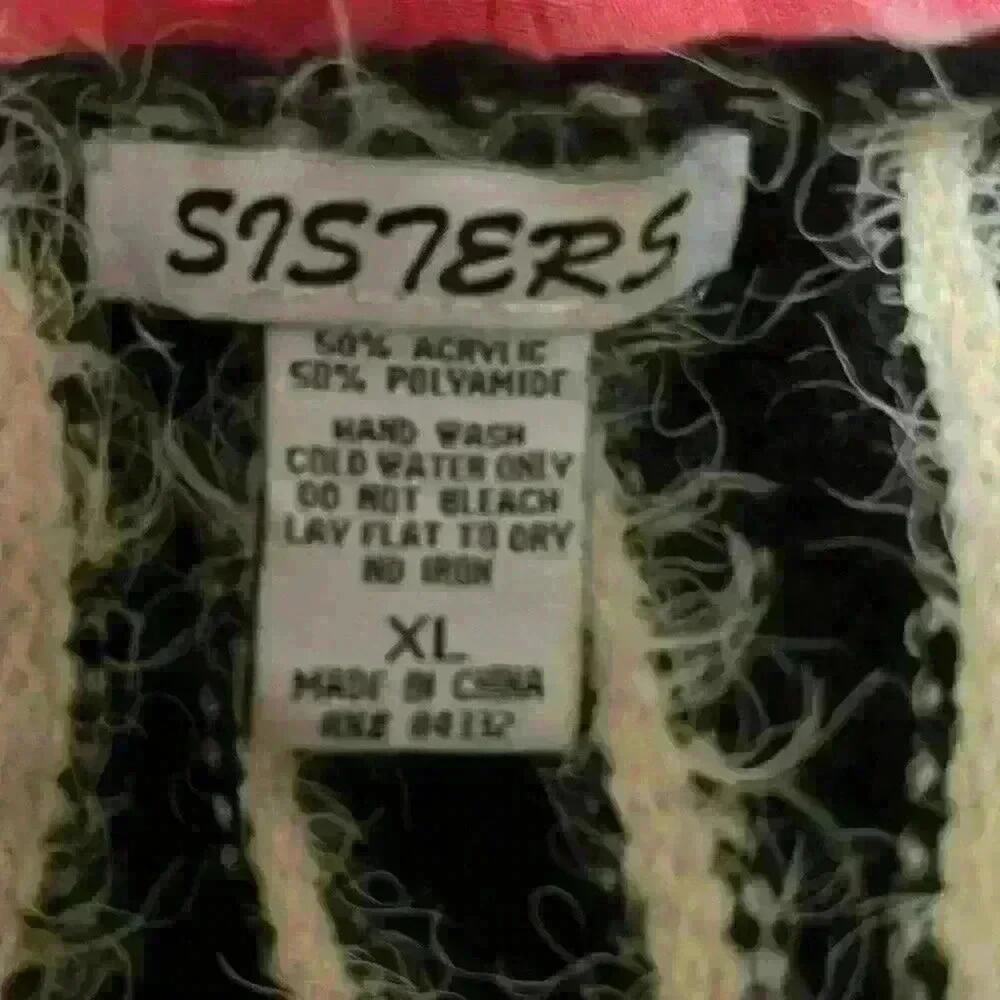 Sisters Black and White Eyelash Sweater Size XL - Picture 10 of 10